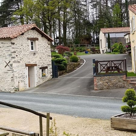 Gites De La Bibudiere Le Boupere ภายนอก รูปภาพ