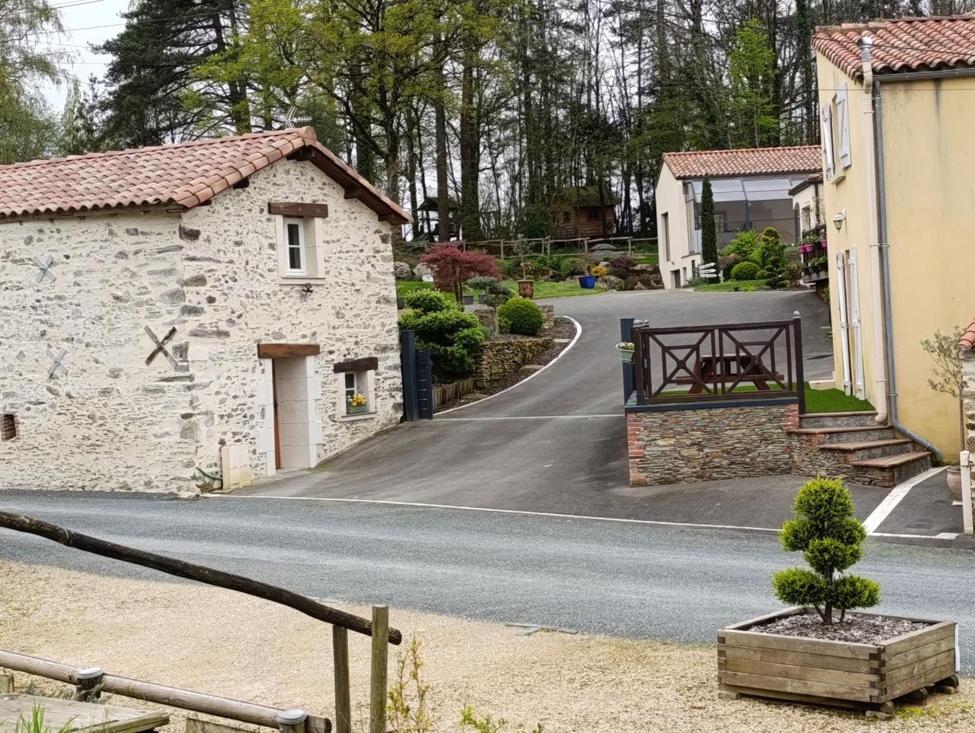 Gites De La Bibudiere Le Boupere ภายนอก รูปภาพ